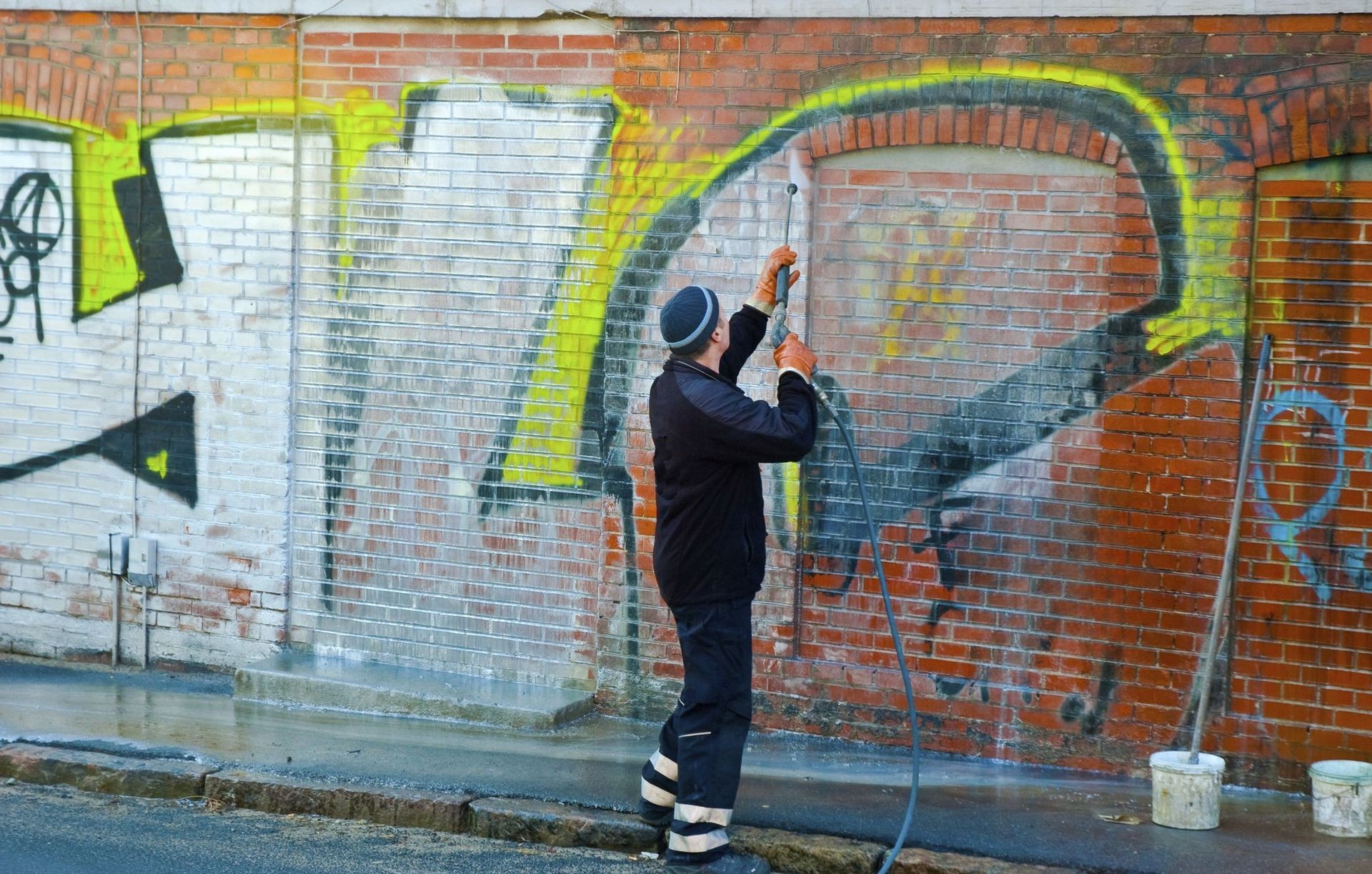 Graffiti Removal 